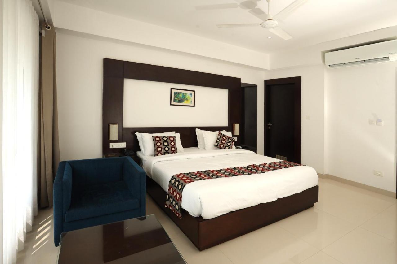 Loveland Residency Kochi Buitenkant foto